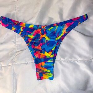Kulani Kinis bottom size L